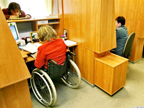 Как петербургские инвалиды ищут работу?